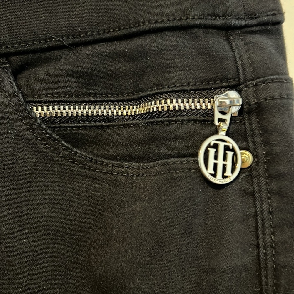 Tommy Hilfiger Women’s Stretchy Black Pants 202 - Picture 4 of 6